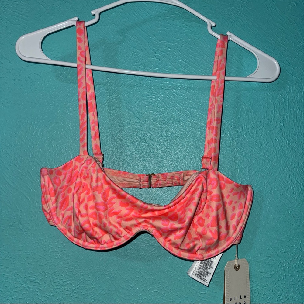 Billabong Lei Low Leopard Print Bikini Top Pink Leopard Print Underwire